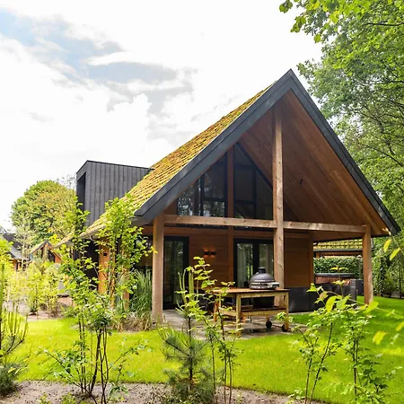 Bos Villa Met Hottub & Sauna | 8 Personen Wekerom Exterior photo